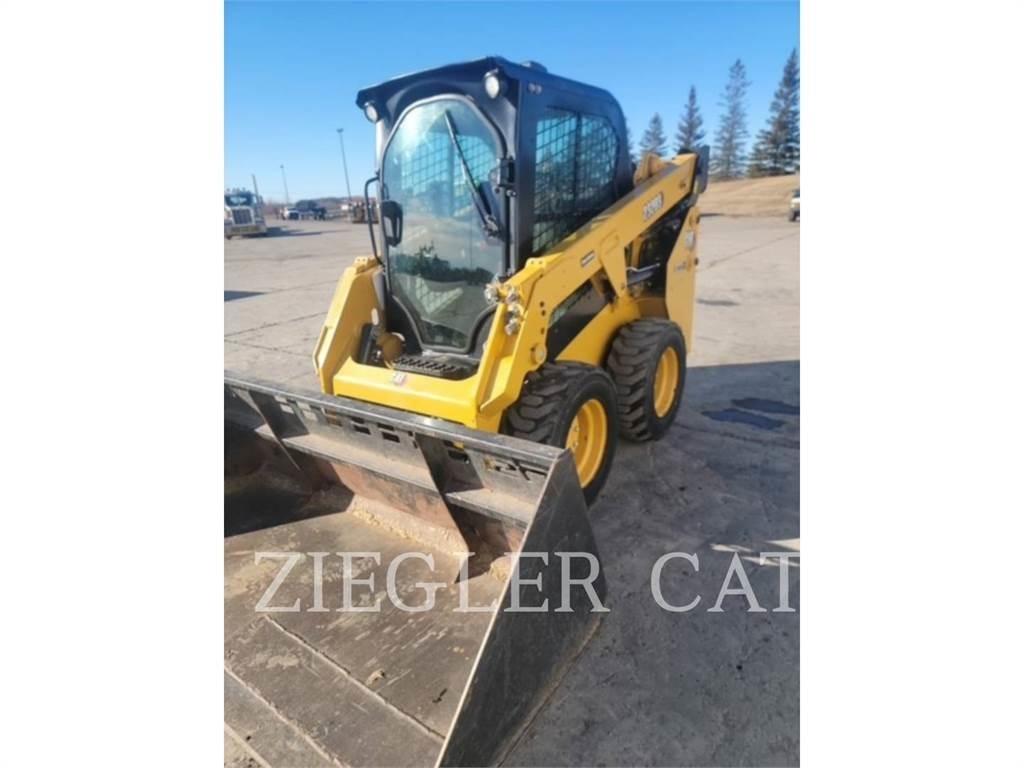 CAT 232D3  스키드로더