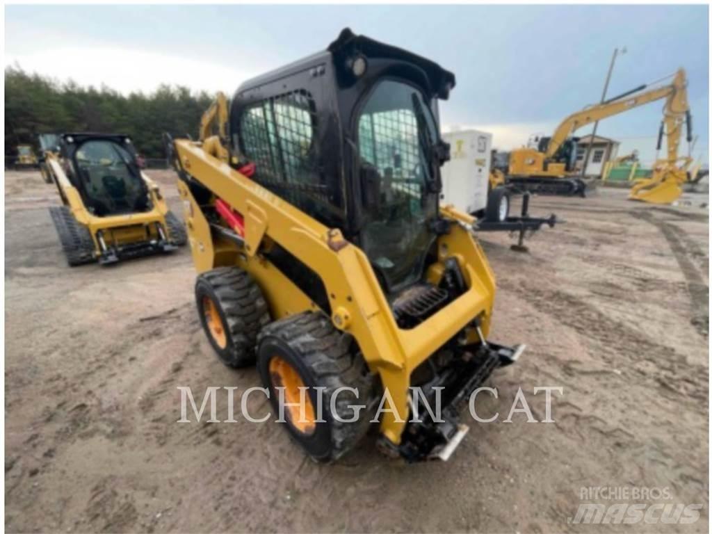 CAT 232D3 A2Q  스키드로더