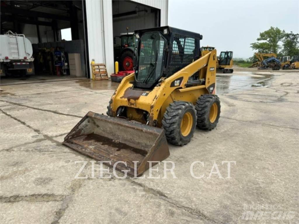CAT 236B3  스키드로더