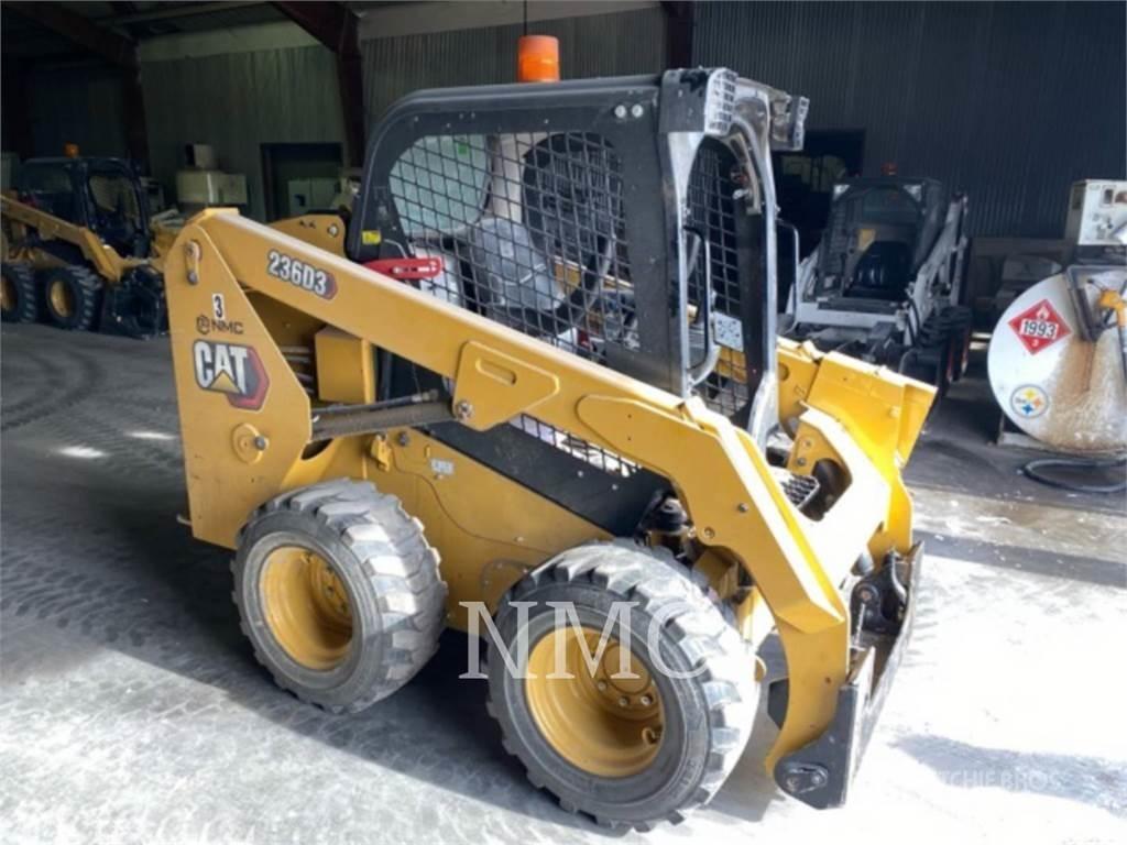 CAT 236D  스키드로더