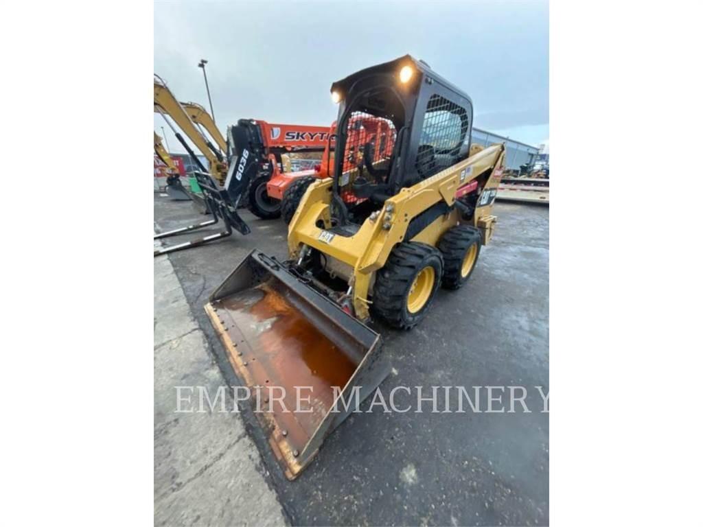 CAT 236D  스키드로더