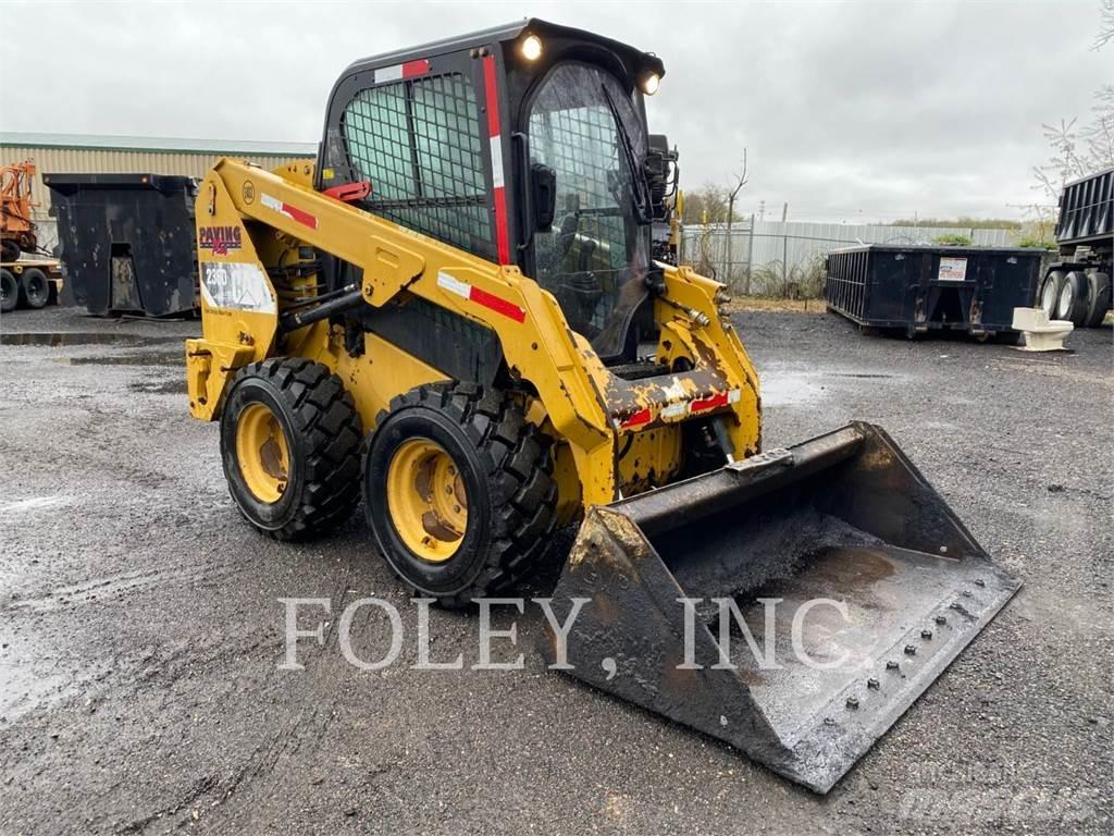 CAT 236D  스키드로더