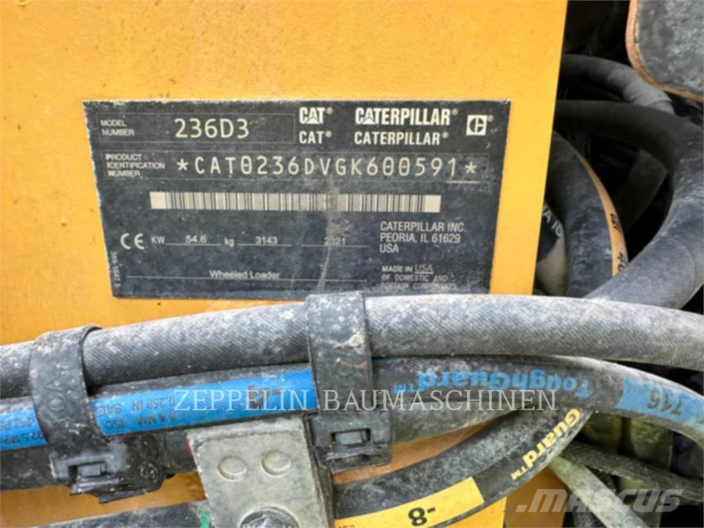 CAT 236D  스키드로더