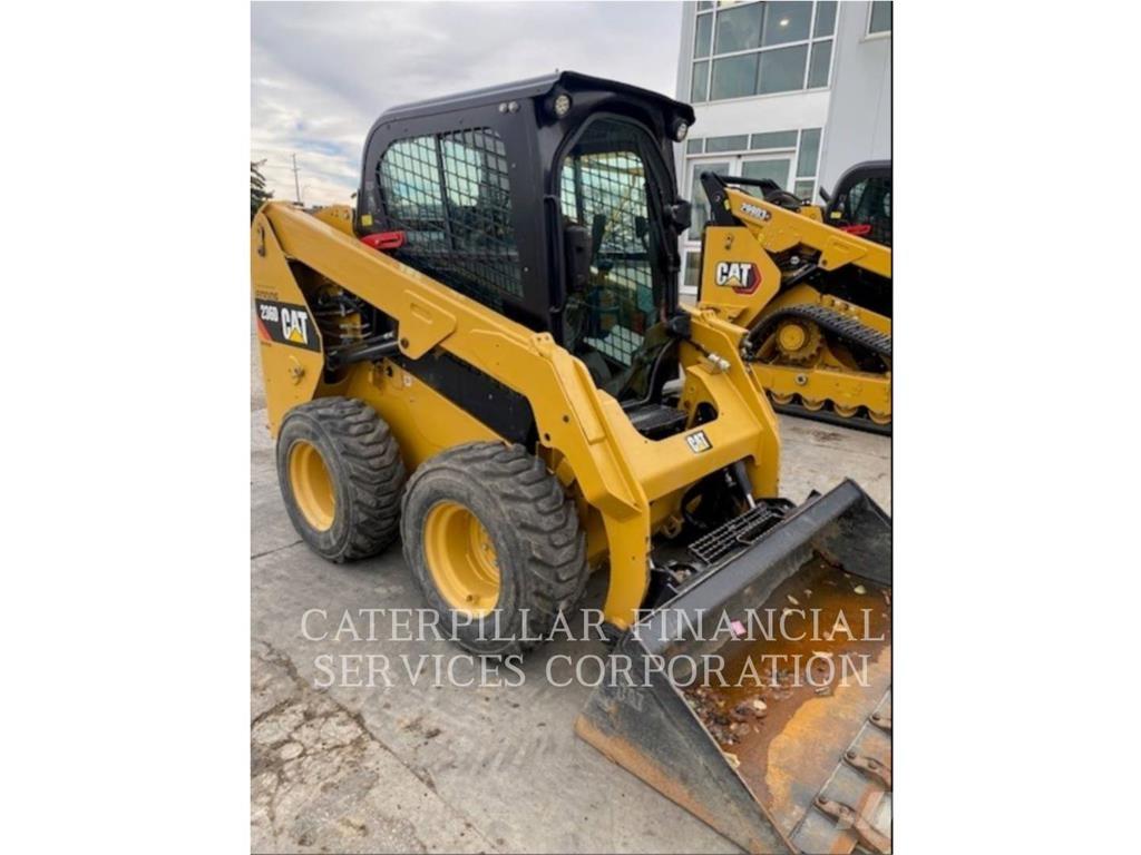 CAT 236D  스키드로더