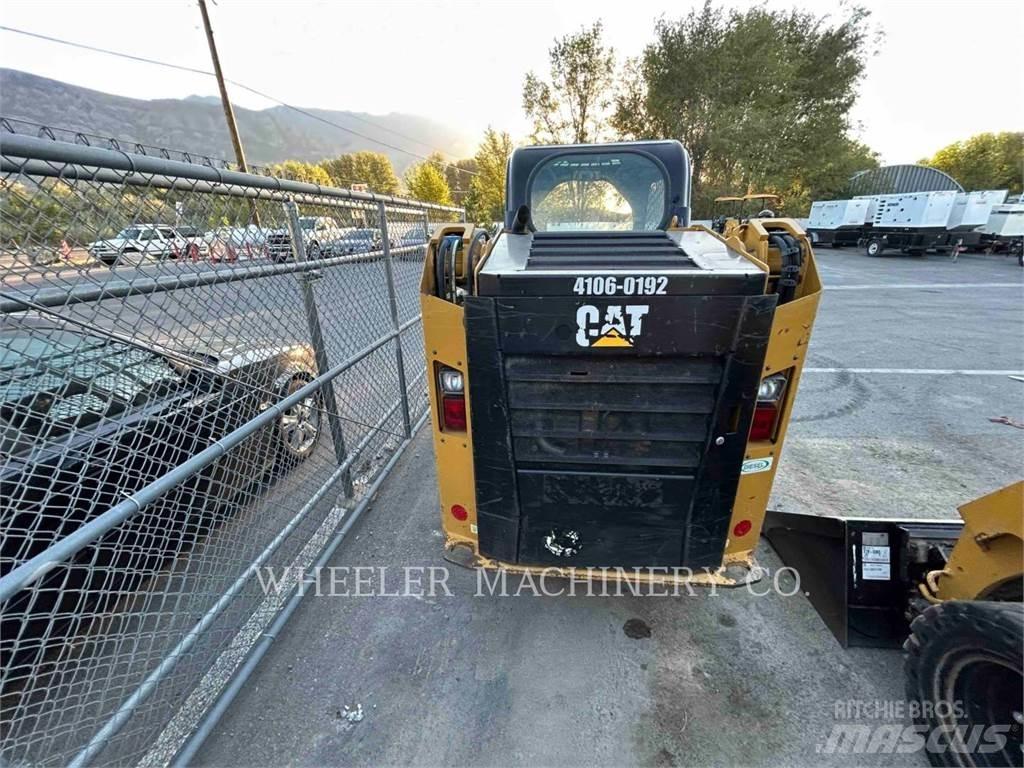CAT 236D C1-H2  스키드로더