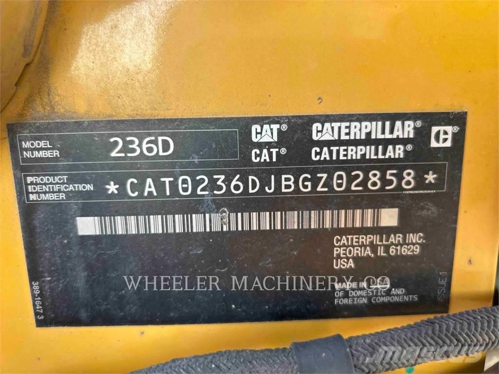 CAT 236D C3 2S  스키드로더