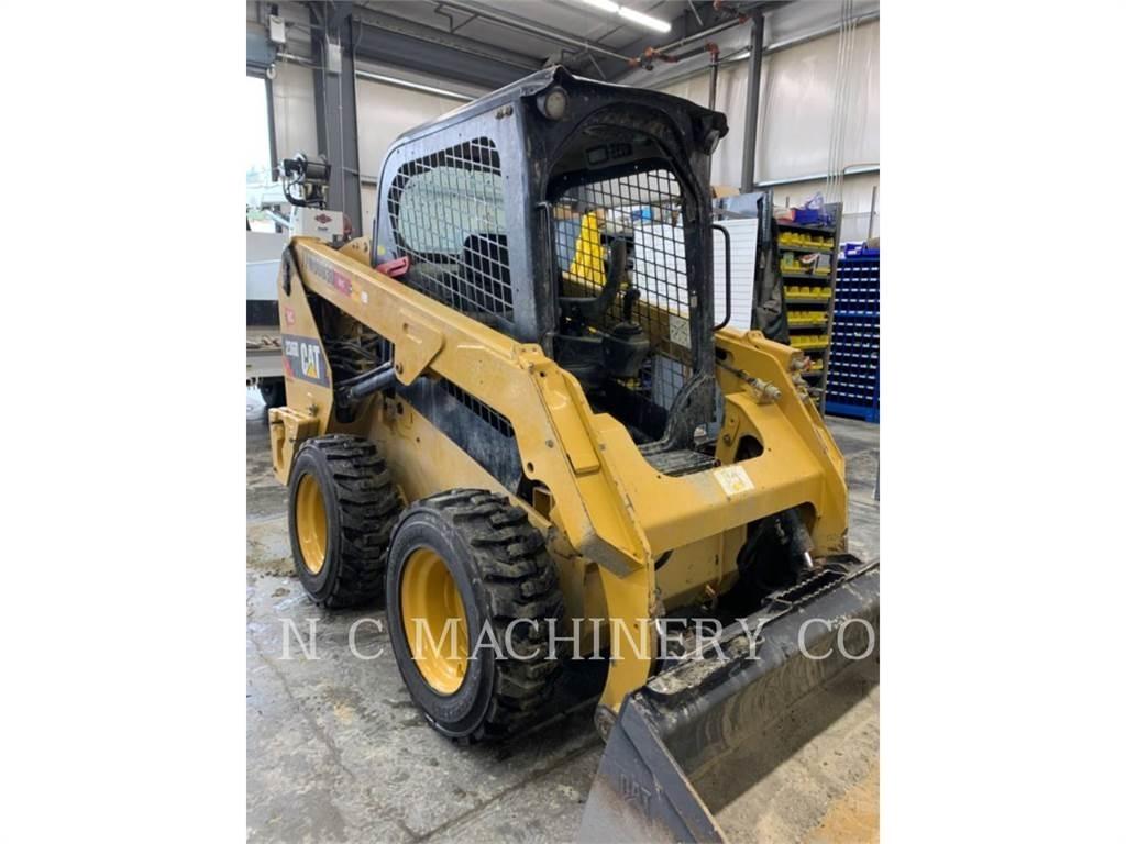 CAT 236D H2CN  스키드로더