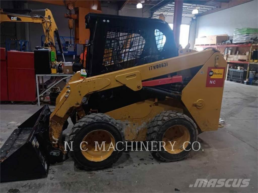 CAT 236D H2CN  스키드로더