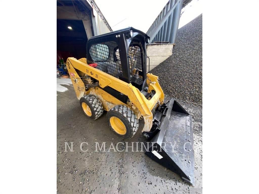 CAT 236D H2CN  스키드로더