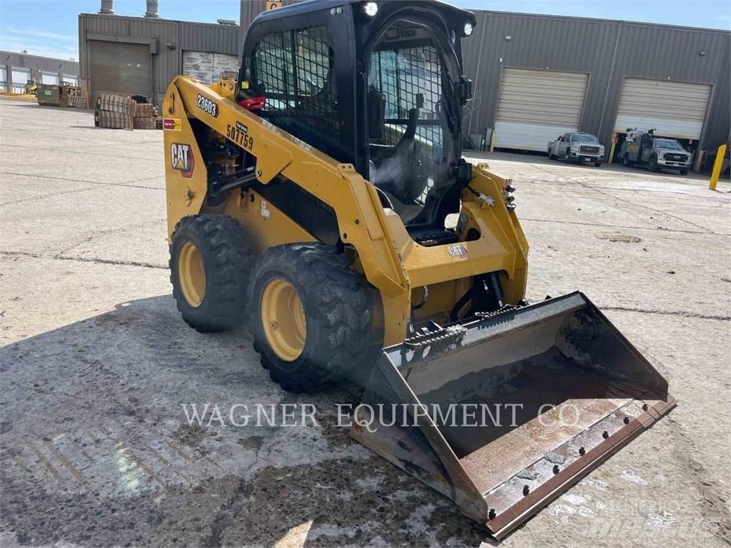 CAT 236D3  스키드로더