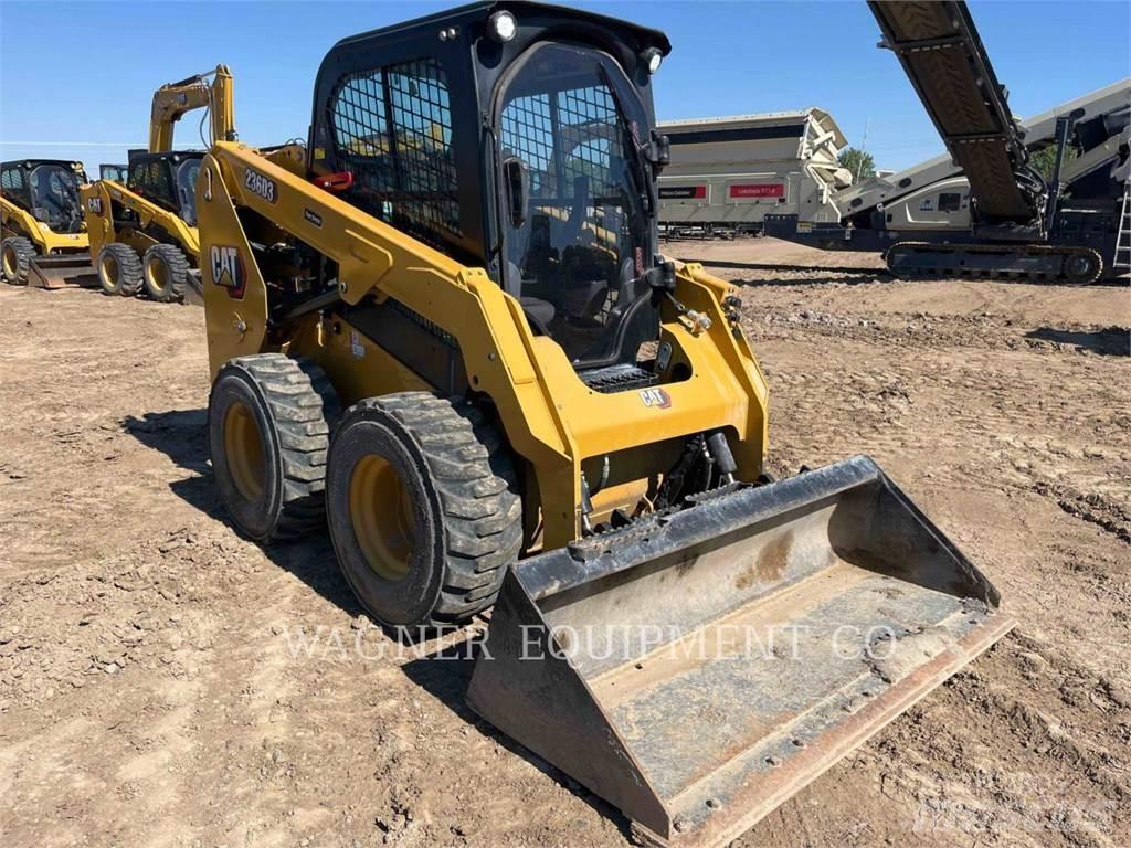 CAT 236D3  스키드로더