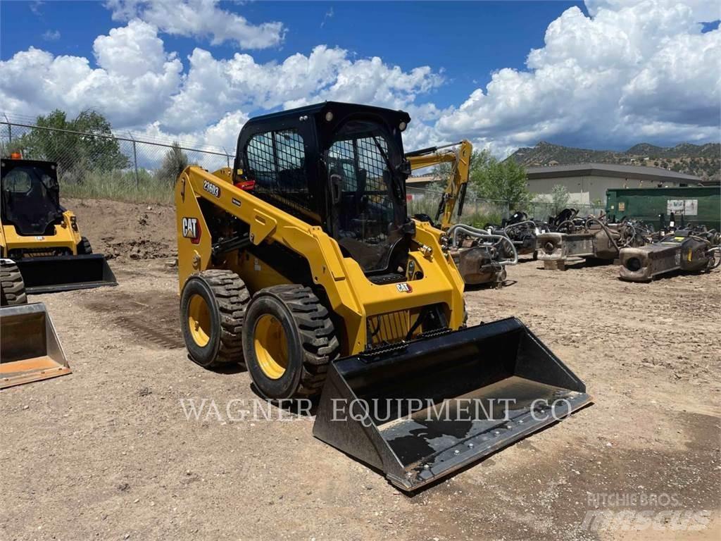 CAT 236D3  스키드로더