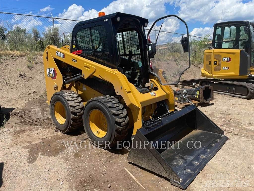 CAT 236D3  스키드로더