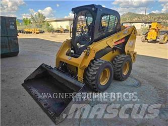 CAT 236D3  스키드로더