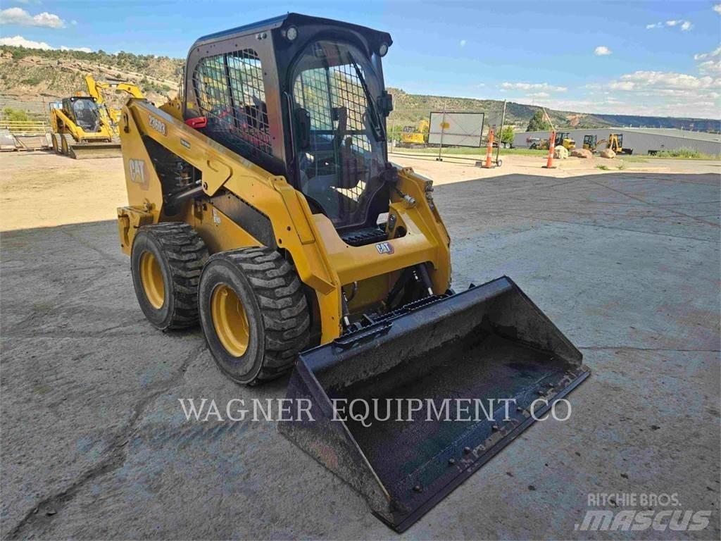 CAT 236D3  스키드로더