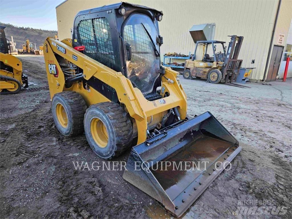 CAT 236D3  스키드로더