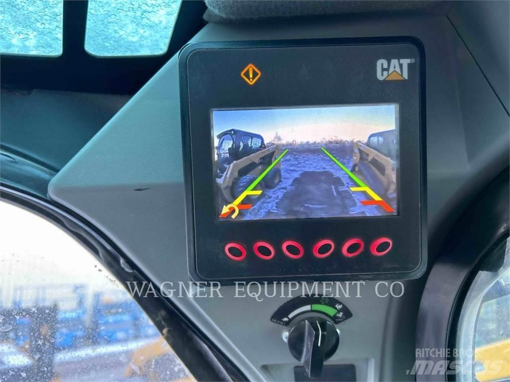 CAT 236D3  스키드로더