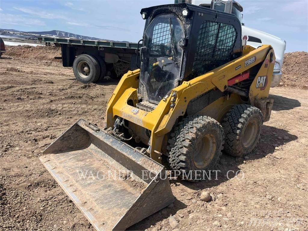 CAT 236D3  스키드로더