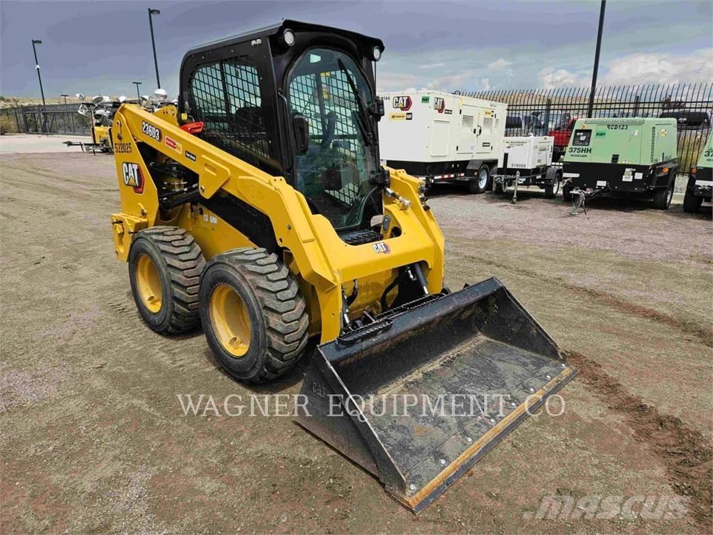 CAT 236D3  스키드로더