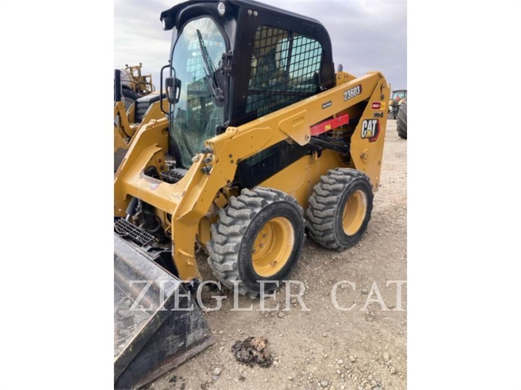 CAT 236D3  스키드로더