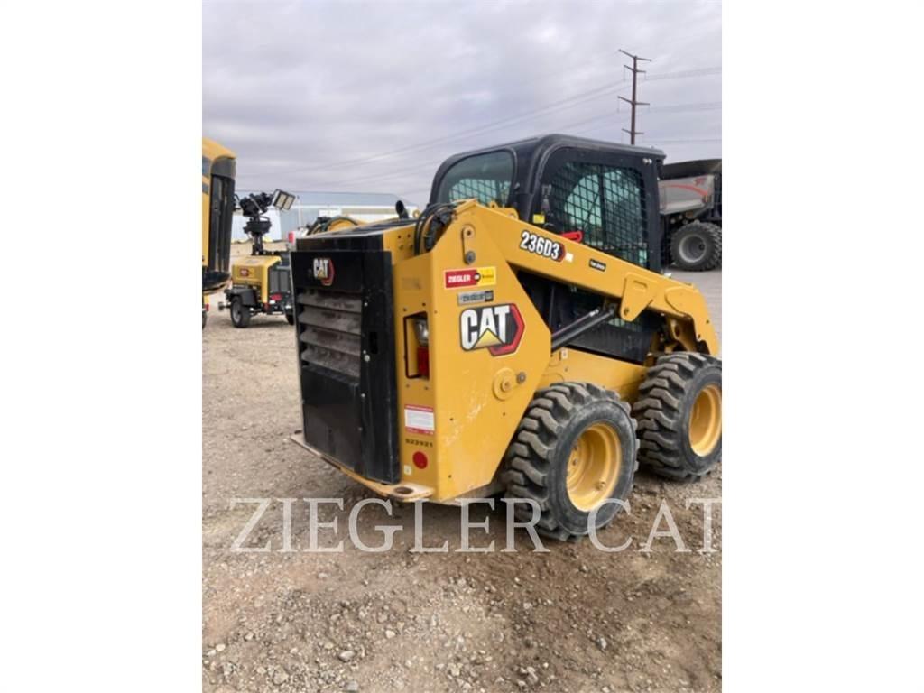 CAT 236D3  스키드로더