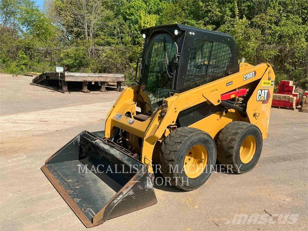 CAT 236D3 AQ  스키드로더