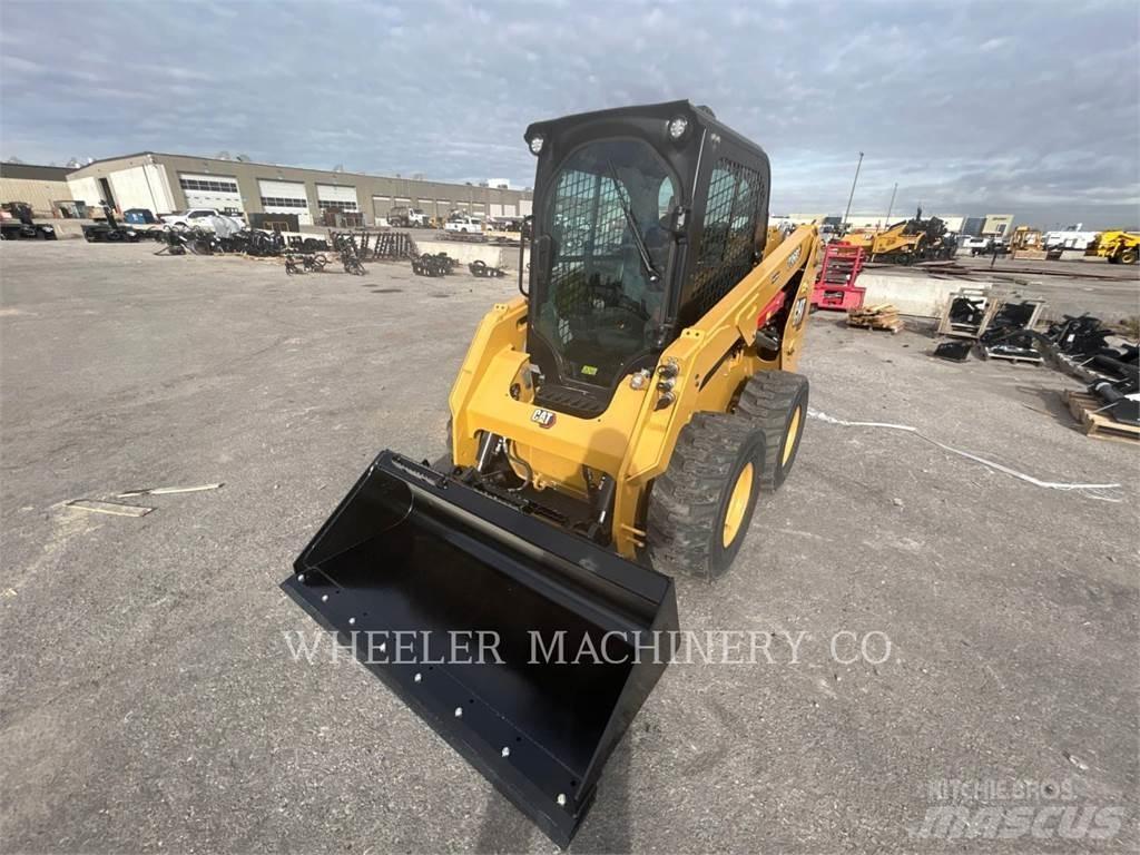 CAT 236D3 C3H2  스키드로더
