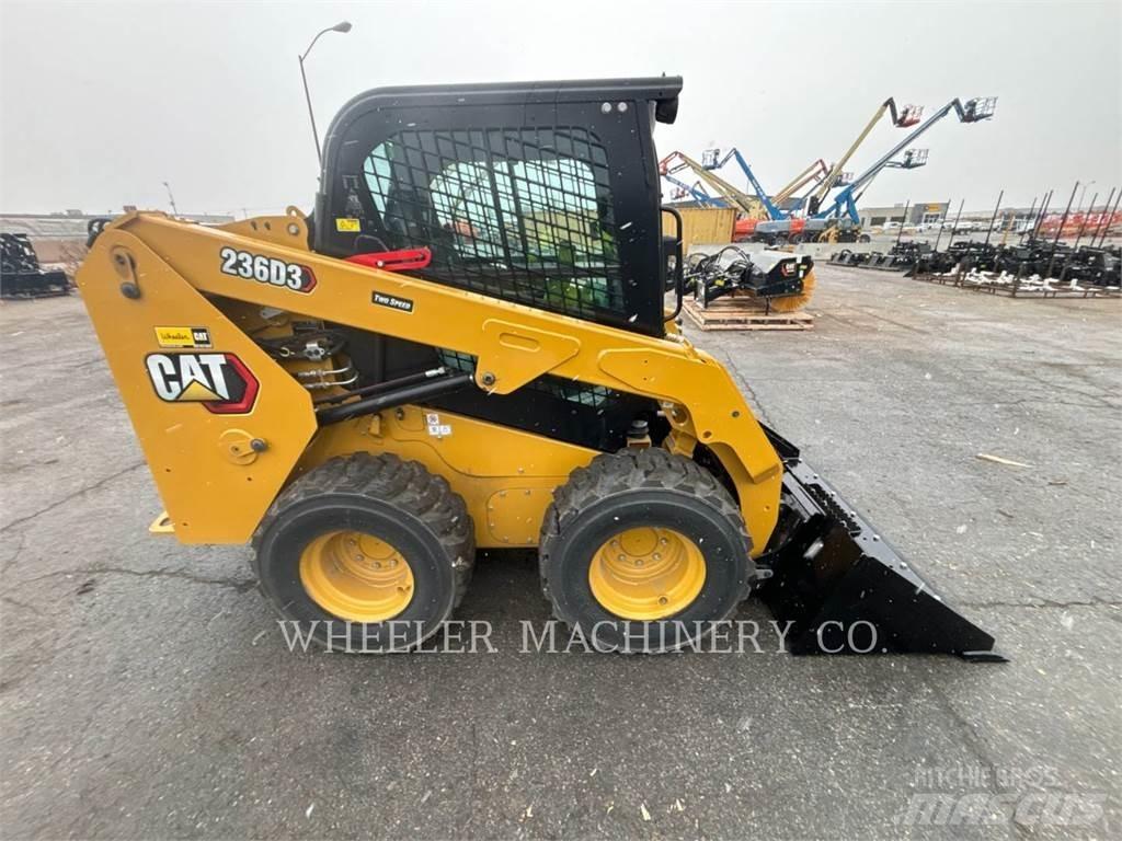 CAT 236D3 C3H2  스키드로더