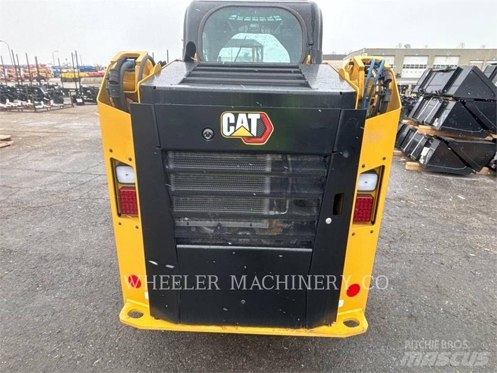 CAT 236D3 C3H2  스키드로더