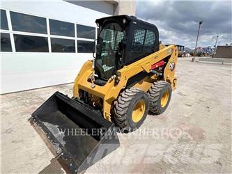 CAT 236D3 C3H2  스키드로더
