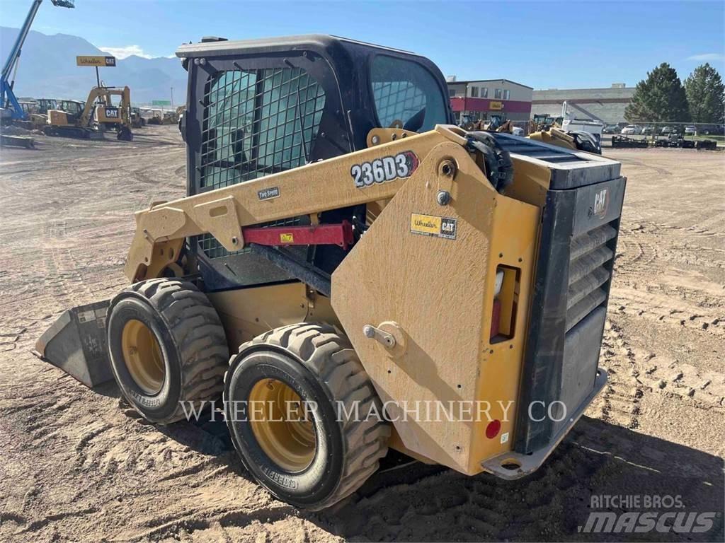 CAT 236D3 C3H2  스키드로더
