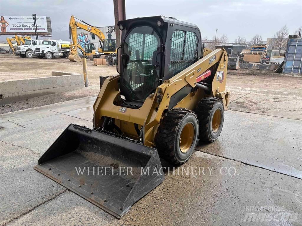 CAT 236D3 C3H2  스키드로더
