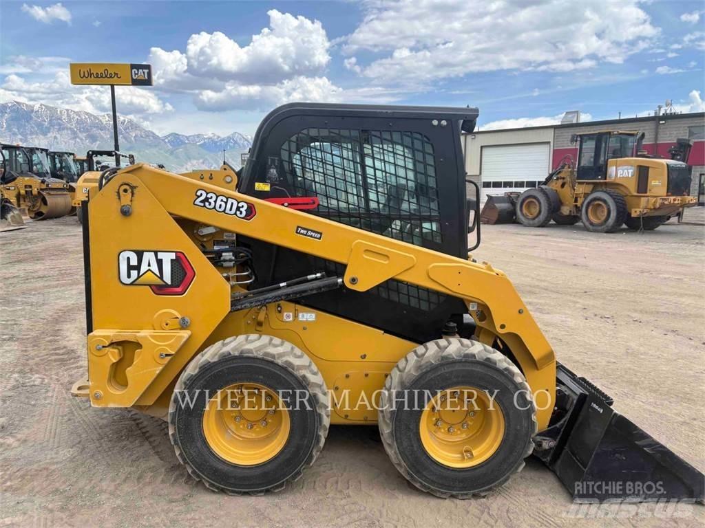 CAT 236D3 C3H2  스키드로더