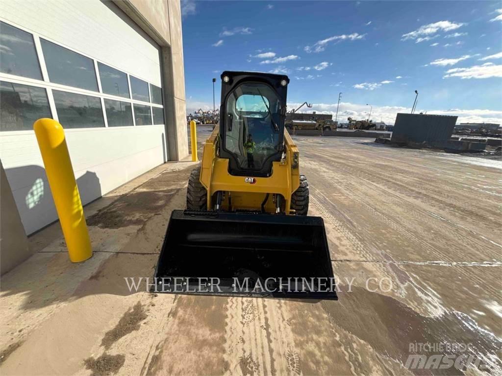 CAT 236D3 C3H2  스키드로더