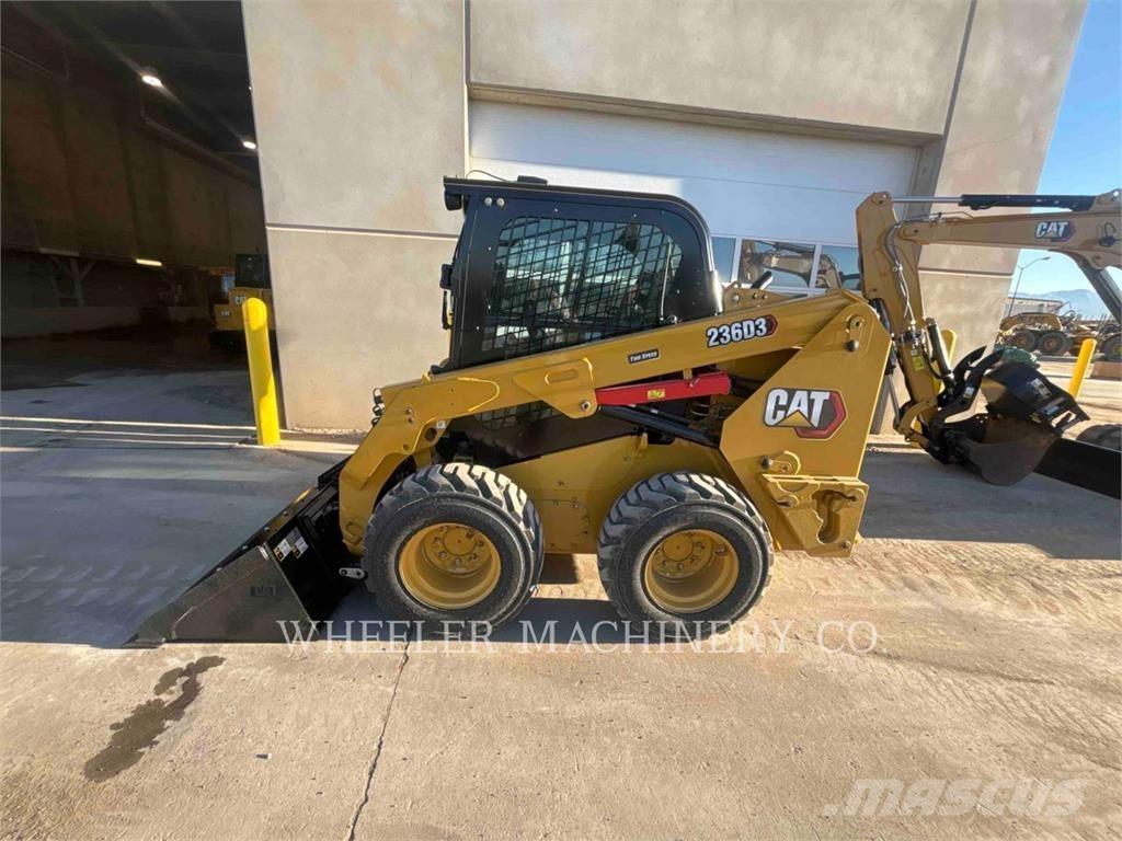 CAT 236D3 C3H2  스키드로더