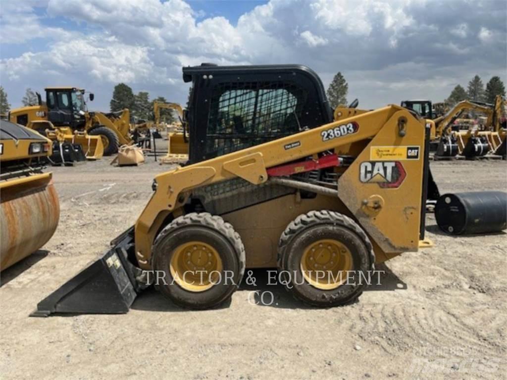 CAT 236D3 H2CB  스키드로더