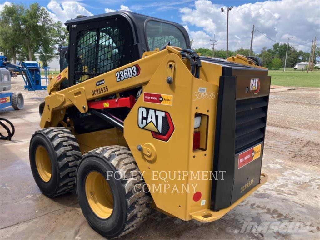 CAT 236D3STD2C  스키드로더