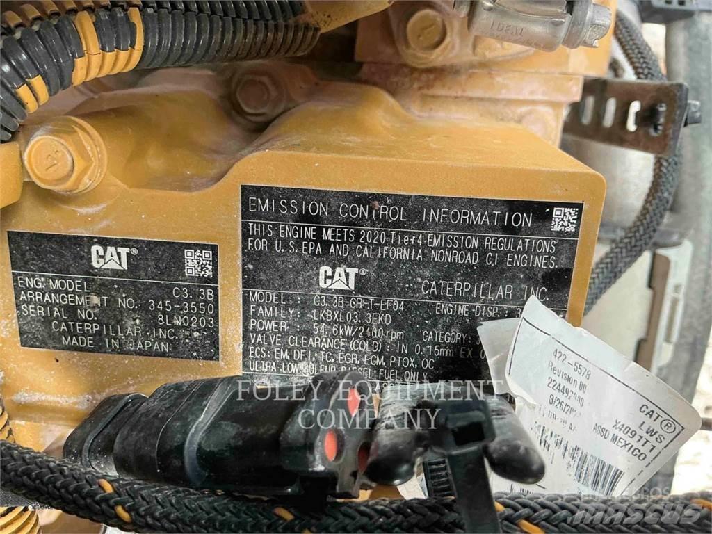 CAT 236D3STD2C  스키드로더