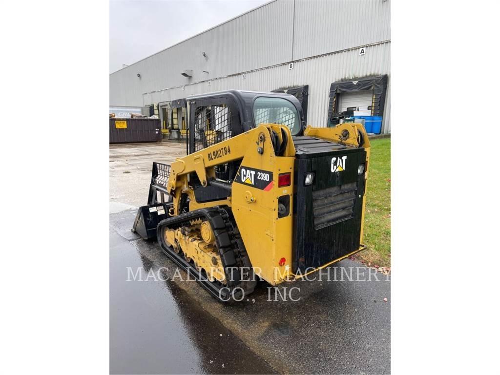 CAT 239D 궤도식 로우더