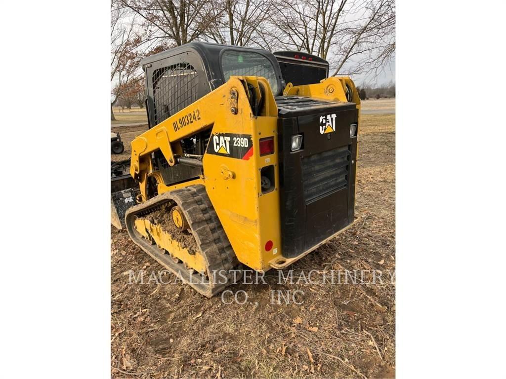 CAT 239D 궤도식 로우더