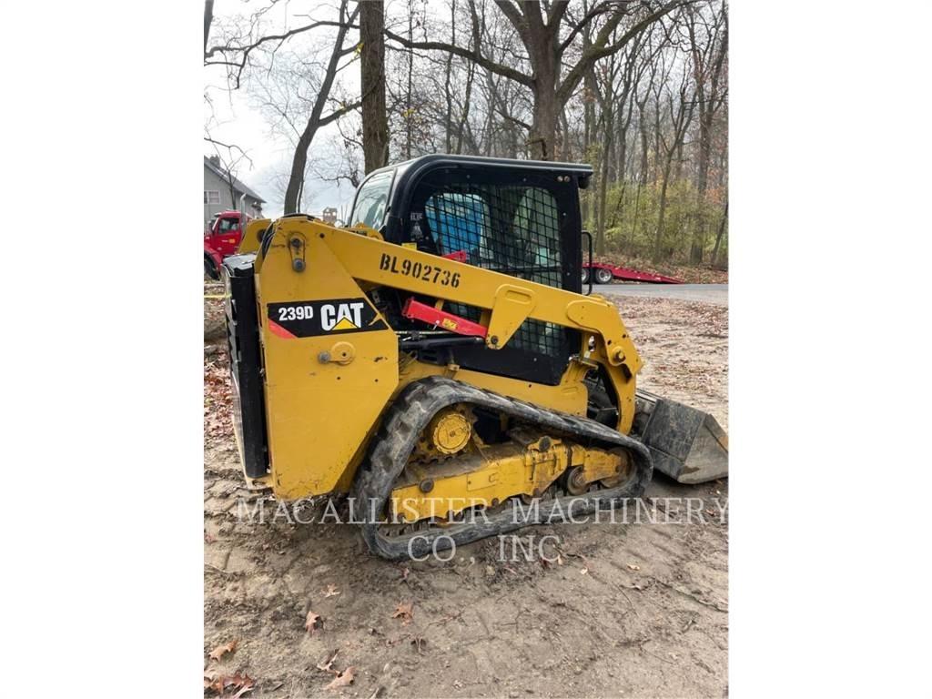 CAT 239D 궤도식 로우더