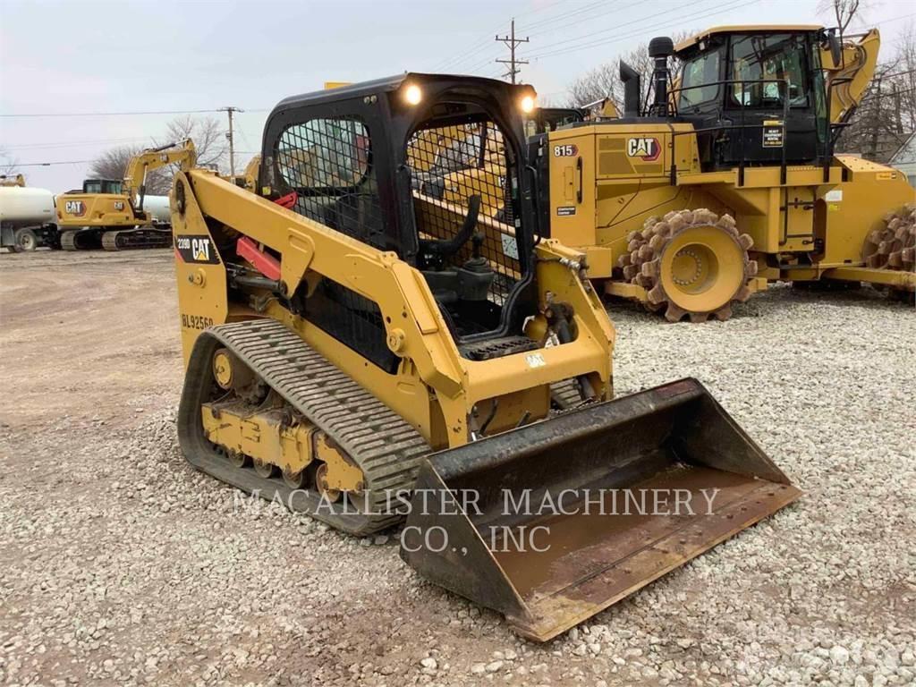 CAT 239D 궤도식 로우더