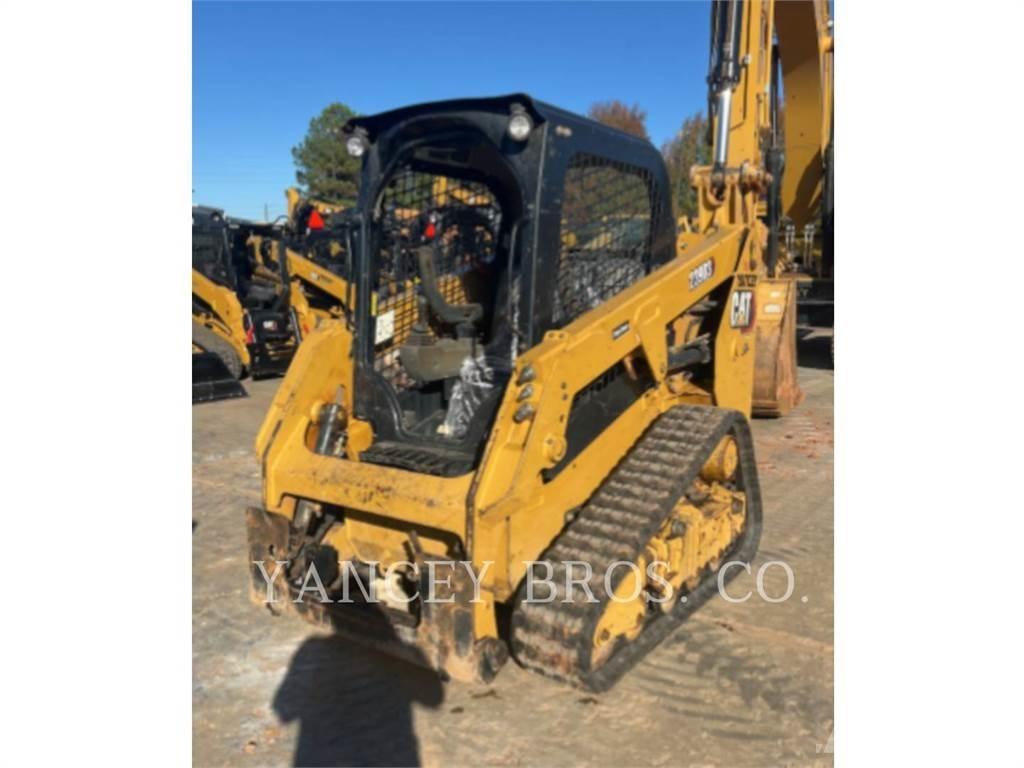 CAT 239D3  스키드로더