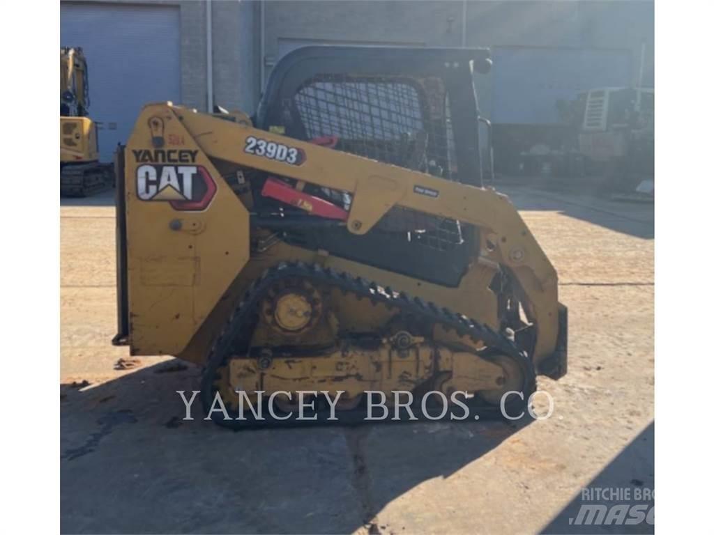 CAT 239D3  스키드로더