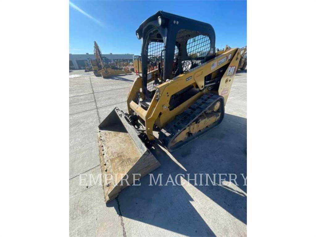 CAT 239D3  스키드로더