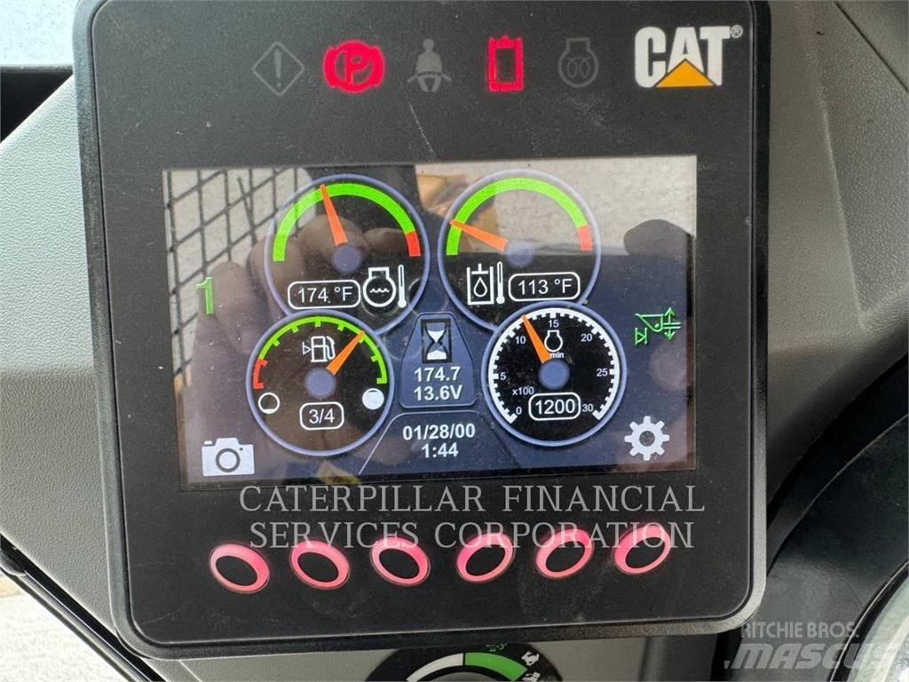 CAT 239D3 궤도식 로우더