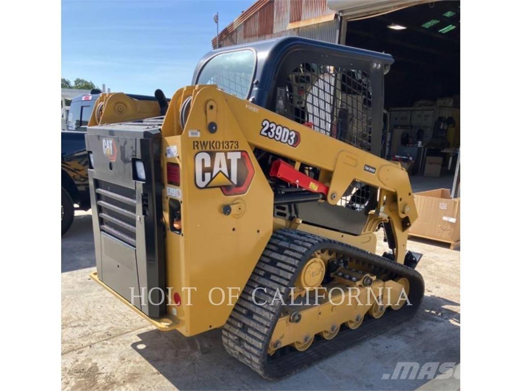 CAT 239D3 궤도식 로우더