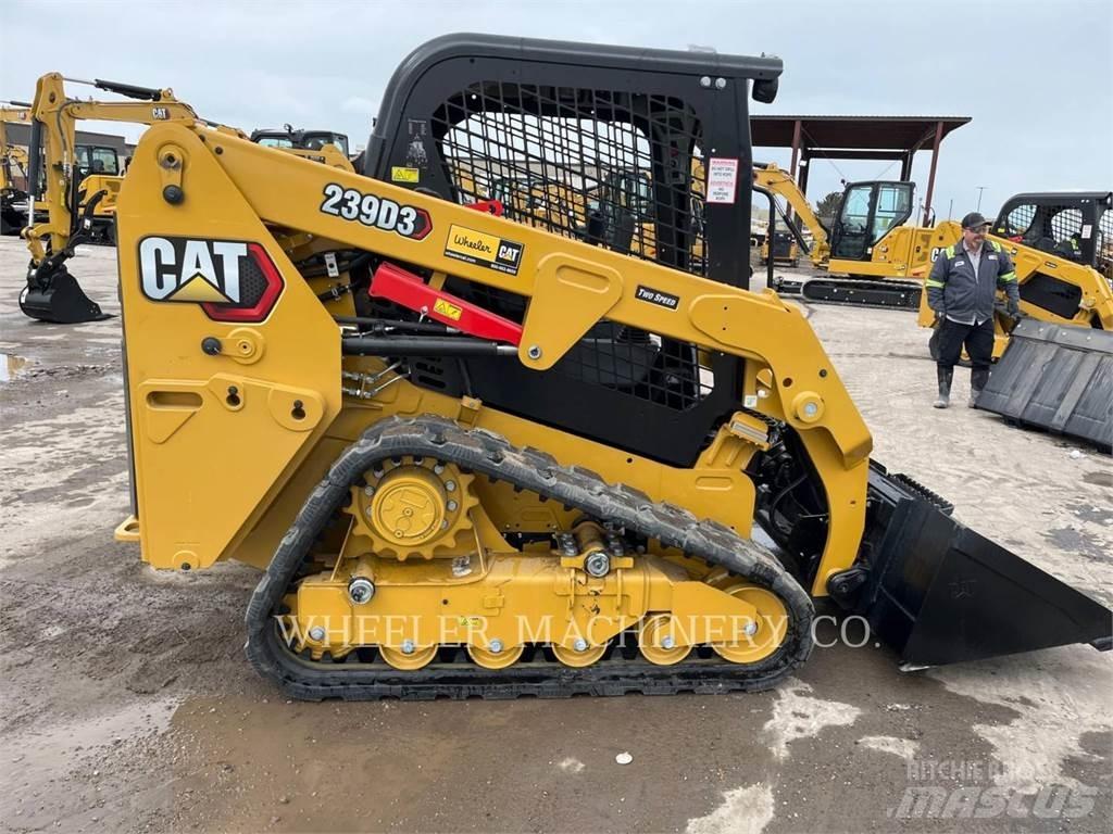 CAT 239D3 C1H2 궤도식 로우더