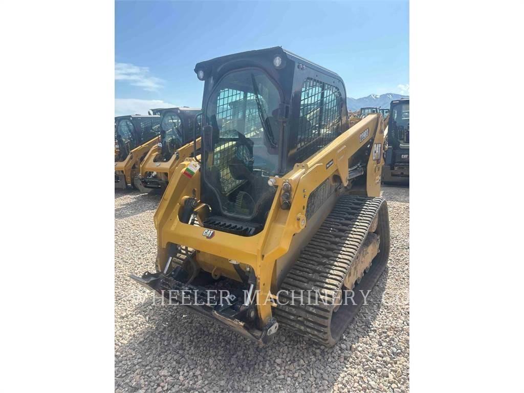 CAT 239D3 C3H2 궤도식 로우더