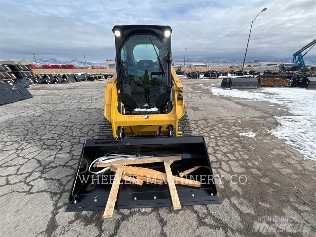 CAT 239D3 C3H2 궤도식 로우더